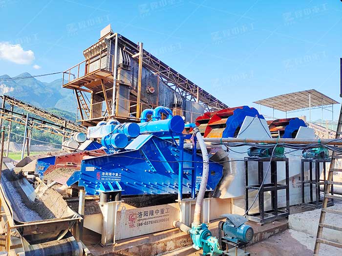 细砂回收机脱水筛的孔径为多大